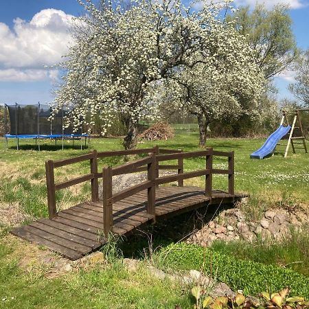 Villa Familienfreundliche Unterkunft direkt am Nationalpark unteres Odertal Criewen Exterior foto